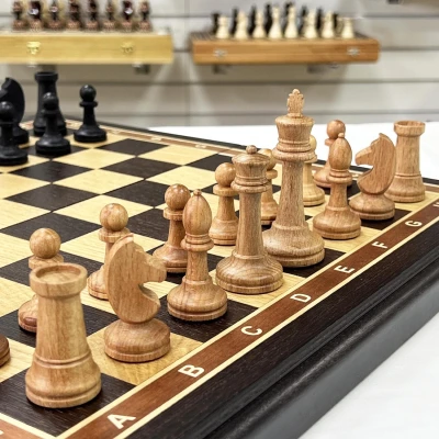 Шахматы турнирные с утяжелением черное дерево, дуб