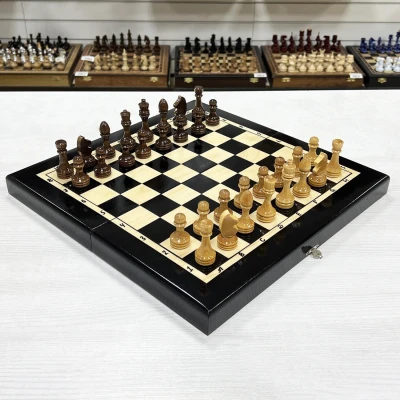 Шахматы нарды шашки Лакированные 40 см