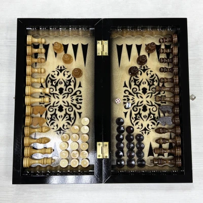 Шахматы нарды шашки Лакированные 40 см