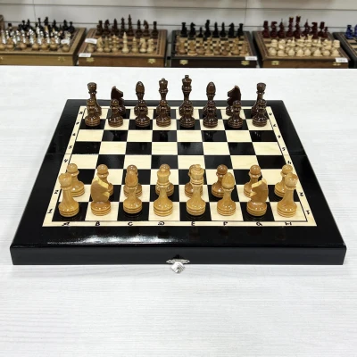 Шахматы нарды шашки Лакированные 40 см