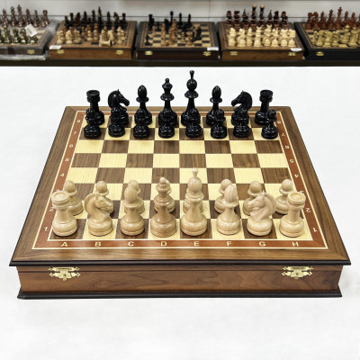 Шахматы в ларце премиальные из ореха и бука