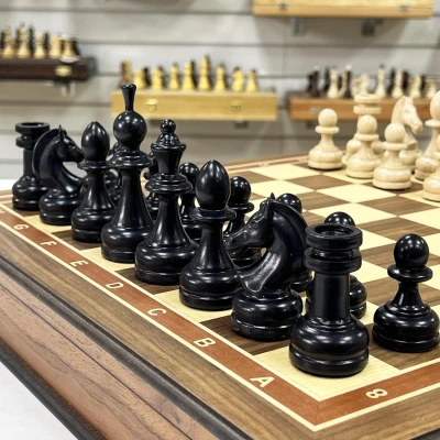 Шахматы в ларце премиальные из ореха и бука