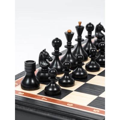 Шахматы подарочные Стародворянские моренный дуб средние