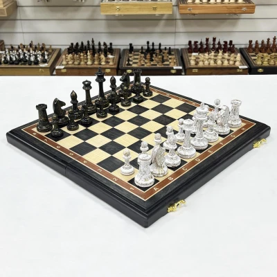 Шахматы эксклюзивные мореный дуб кракелюр черное золото