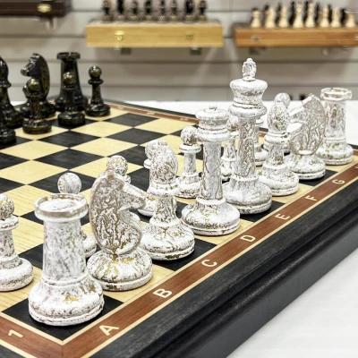 Шахматы эксклюзивные мореный дуб кракелюр черное золото