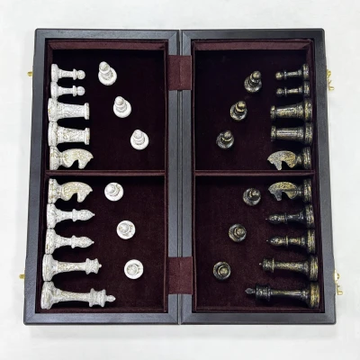 Шахматы эксклюзивные мореный дуб кракелюр черное золото