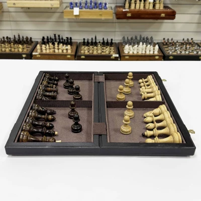 Подарочные шахматы из моренного дуба с резными фигурами граб