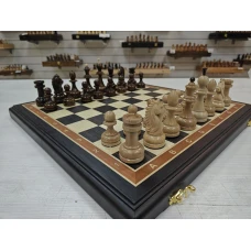 Подарочные шахматы из моренного дуба с резными фигурами граб