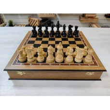 Шахматы подарочные Гамбит в деревянном ларце из дуба с утяжеленными фигурами большие