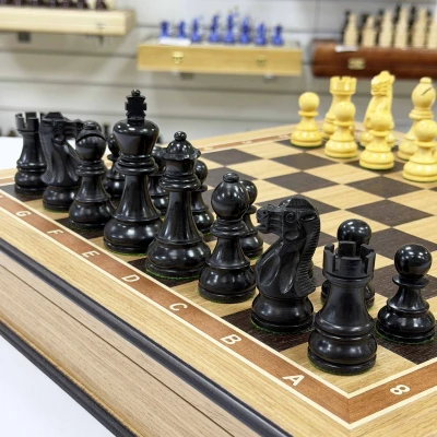 Шахматы подарочные Гамбит в деревянном ларце из дуба с утяжеленными фигурами большие