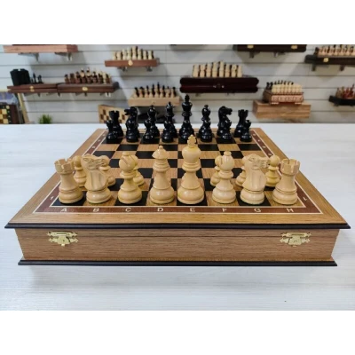 Шахматы подарочные Гамбит в деревянном ларце из дуба с утяжеленными фигурами большие
