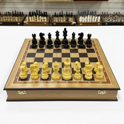 Шахматы подарочные Гамбит в деревянном ларце из дуба с утяже