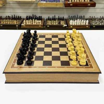 Шахматы подарочные Гамбит в деревянном ларце из дуба с утяжеленными фигурами большие