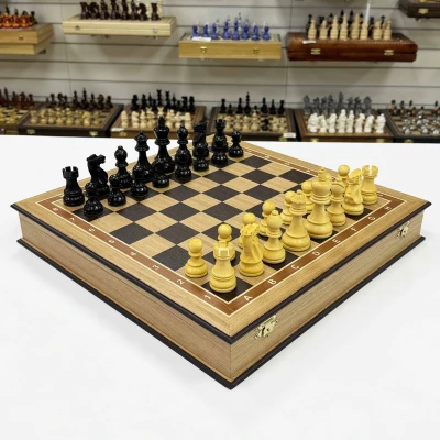 Шахматы подарочные Гамбит в деревянном ларце из дуба с утяжеленными фигурами большие