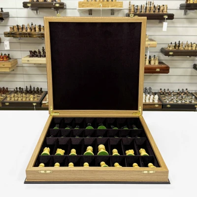 Шахматы подарочные Гамбит в деревянном ларце из дуба с утяжеленными фигурами большие