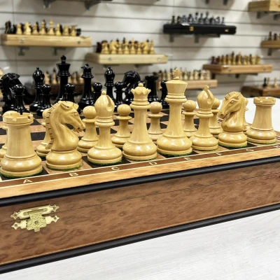 Шахматы в ларце эвкалипт с фигурами Стаунтон Royal 31 утяжеленные ручной работы