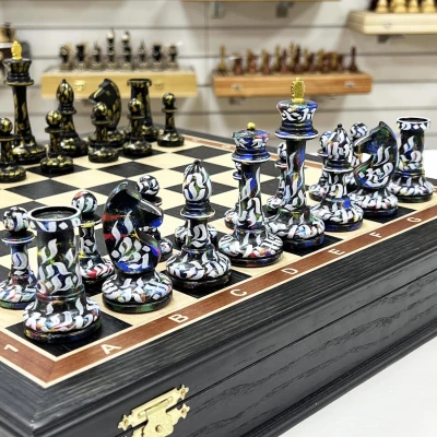 Шахматы подарочные Каллиграфия Стаунтон моренный дуб