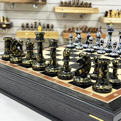 Шахматы подарочные Каллиграфия Стаунтон моренный дуб