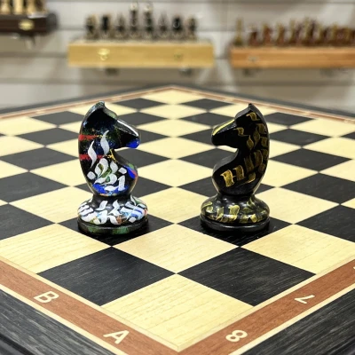 Шахматы подарочные Каллиграфия Стаунтон моренный дуб