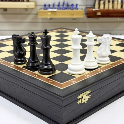Шахматы в ларце из мореного дуба с фигурами Суприм черно-белыми