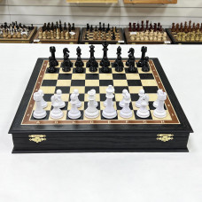 Шахматы подарочные в ларце из мореного дуба с фигурами Итальянский дизайн черно-белые Шахматы подарочные в ларце из мореного дуба с фигурами Итальянский дизайн черно-белые