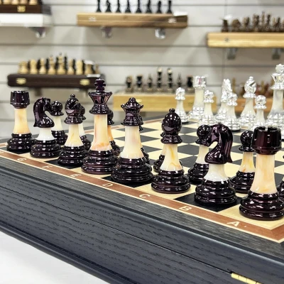 Шахматы подарочные в ларце из мореного дуба с фигурами Итальянский дизайн Люкс