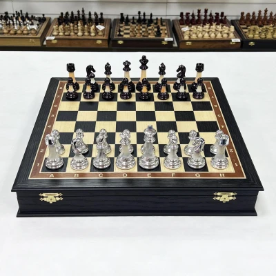 Шахматы подарочные в ларце из мореного дуба с фигурами Итальянский дизайн Люкс