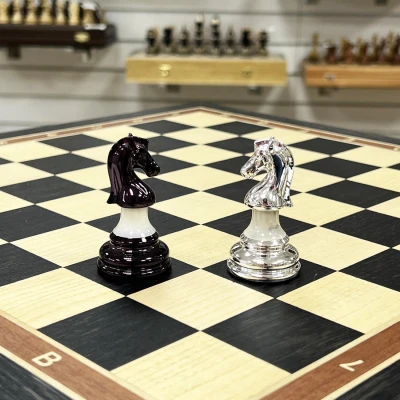 Шахматы подарочные в ларце из мореного дуба с фигурами Итальянский дизайн Люкс