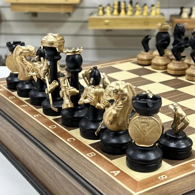 Шахматный ларец подарочный орех с фигурами Хоккей