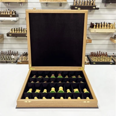 Шахматы подарочные в ларце из дуба с индийскими фигурами из самшита и палисандра