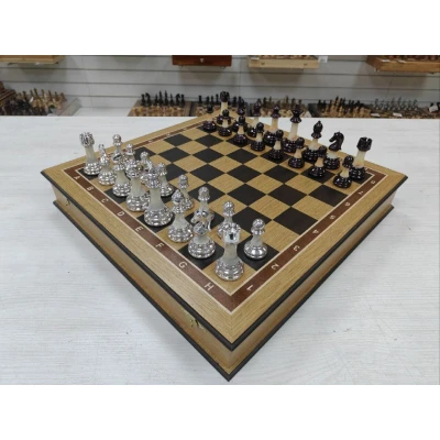 Шахматы подарочные в ларце из дуба с фигурами Итальянский дизайн Люкс