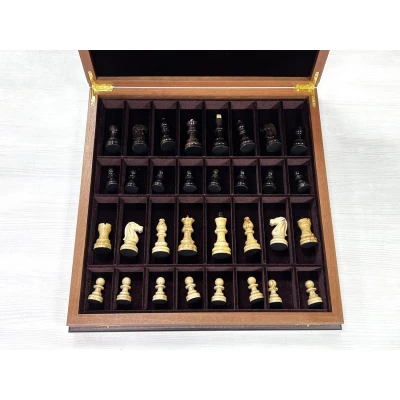 Шахматный ларец Махагон красное дерево с фигурами из карельской березы 45 см