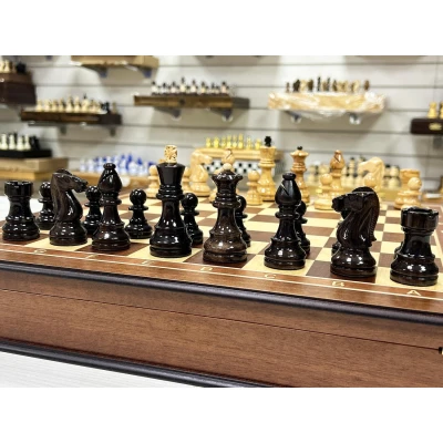 Шахматный ларец Махагон красное дерево с фигурами из карельской березы 45 см