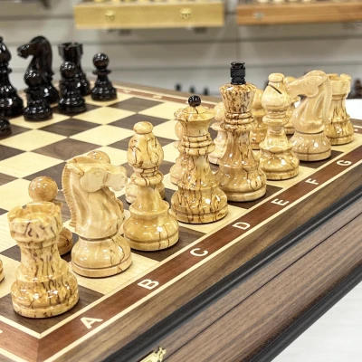 Шахматы в ларце подарочные орех Стаунтон карельская береза 40 см