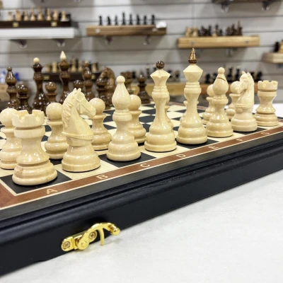 Шахматы эксклюзивные из мореного дуба и граба 45 на 45 см