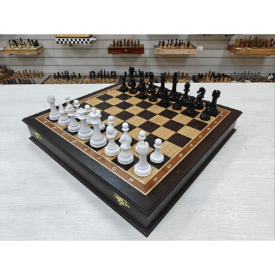 Шахматы подарочные в ларце Венге с фигурами Итальянский дизайн черно-белые (2)
