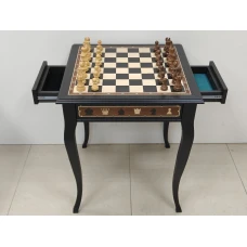 Шахматный стол подарочный из мореного дуба с фигурами из самшита и палисандра