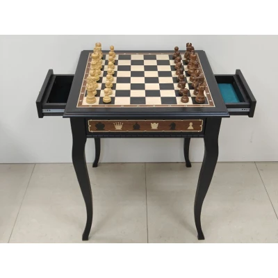 Шахматный стол подарочный из мореного дуба с фигурами из самшита и палисандра