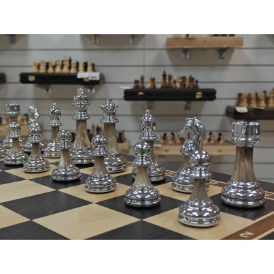 Шахматный стол подарочный из мореного дуба с фигурами Итальянский Дизайн