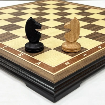 Шахматы нескладные деревянные с фигурами из бука без утяжеления 50 см