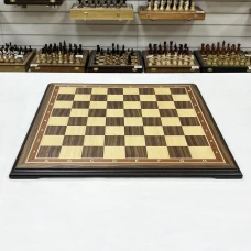 Шахматная доска нескладная ручной работы американский орех Nadir 50