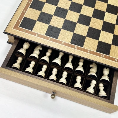 Шахматы в ларце из дуба с выдвижными ящиками Бастион матовые