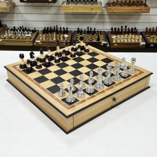 Шахматы в ларце из дуба с выдвижными ящиками Итальянский дизайн Люкс