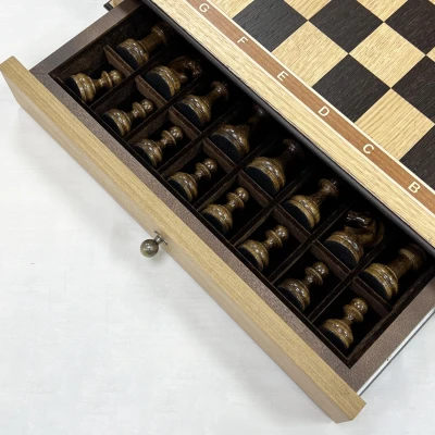 Шахматы подарочные в ларце с выдвижными ящиками дуб Премиальный люкс