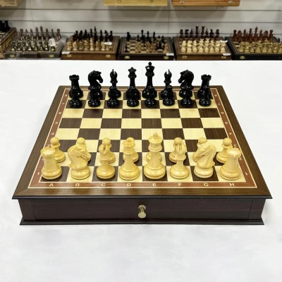 Шахматы в ларце с выдвижными ящиками дуб Антик с фигурами Стаунтон Royal