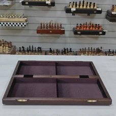 Шахматы подарочные из дуба большие с фигурами Антик из композита