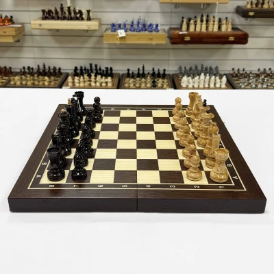 Шахматы эксклюзивные деревянные венге с фигурами из карельской березы Стаунтон люкс