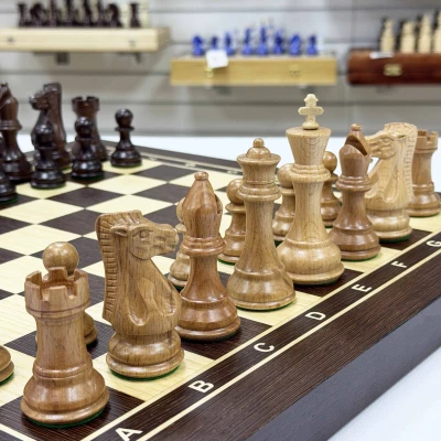 Шахматы деревянные подарочные венге с фигурами из бука Суприм