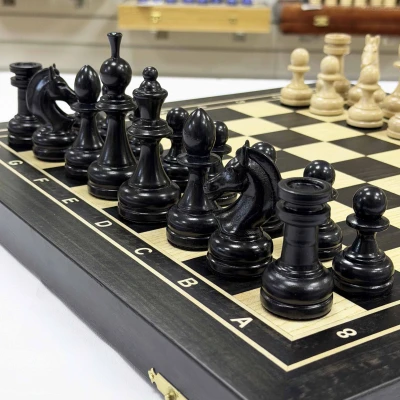 Шахматы деревянные подарочные из эвкалипта Премиальные 45 см