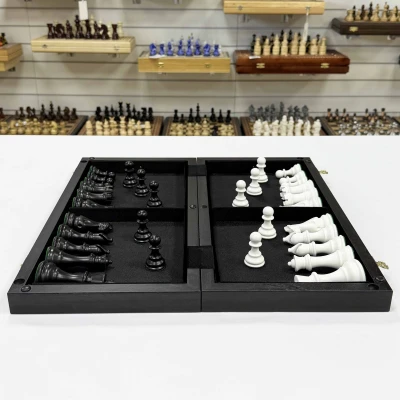 Шахматы деревянные черно-белые эвкалипт с фигурами Суприм из бука